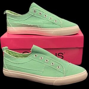 Corkys Babalu Mint Size 10 Sneakers (please read description)